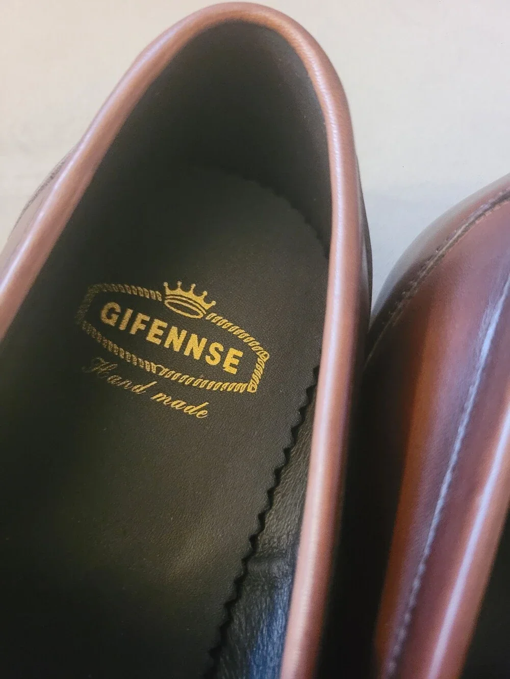 Gifensse Classic Brown Leather Men’s Penny Loafers